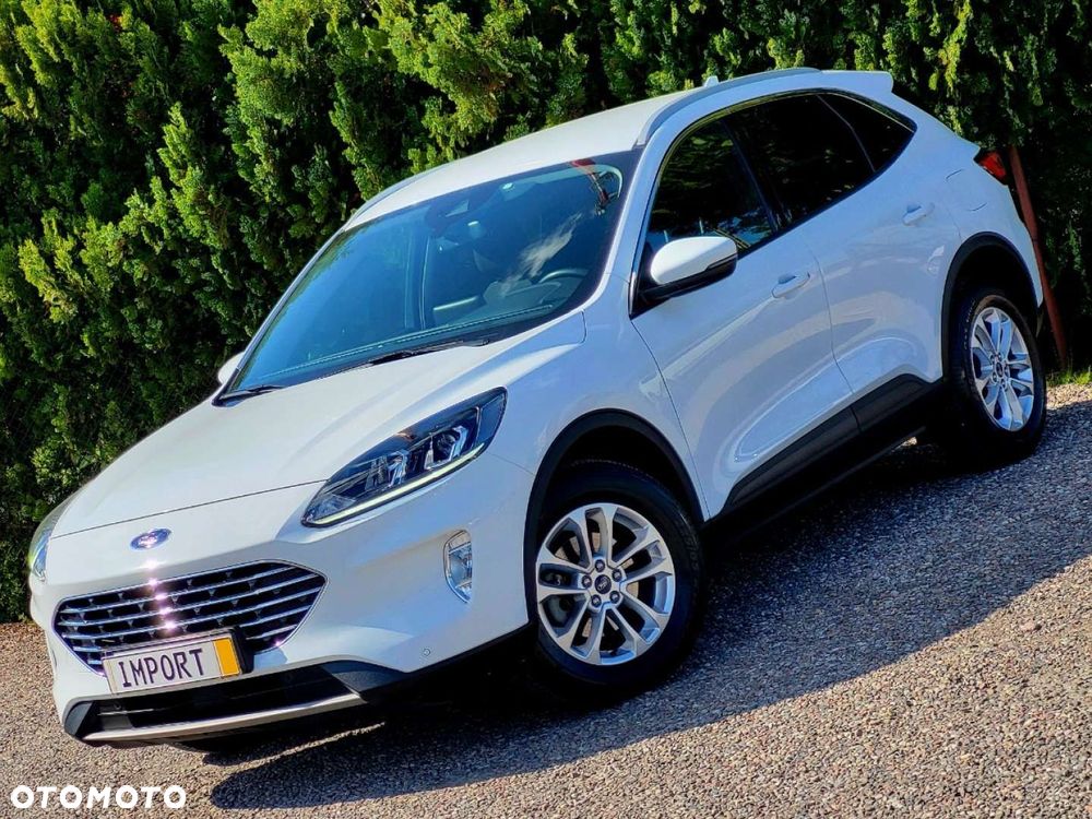 Ford Kuga - 1