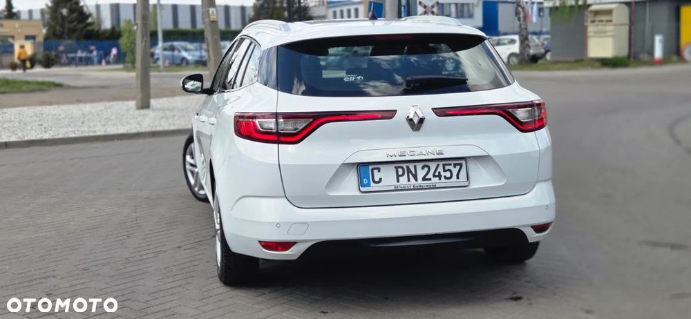 Renault Megane BLUE dCi 115 INTENS - 11