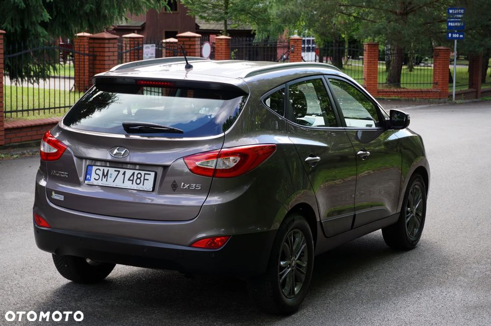 Hyundai ix35 1.6 2WD Fifa World Cup Edition - 9
