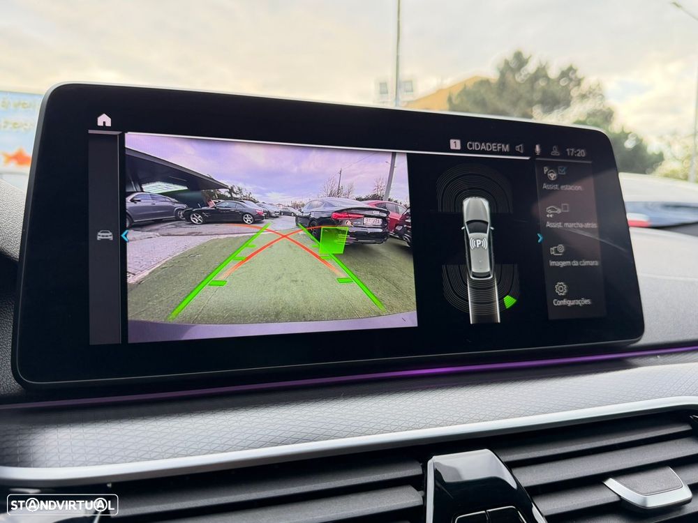 BMW 530 e Pack Desportivo M - 42