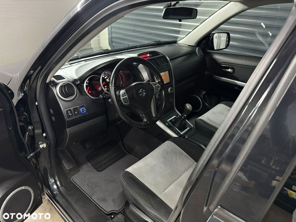 Suzuki Grand Vitara - 10