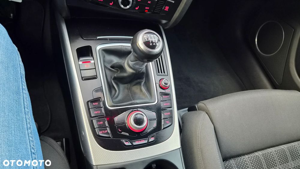 Audi A4 Avant 2.0 TDI DPF S line Sportpaket - 20