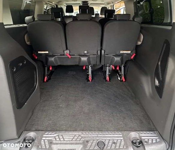 Ford Tourneo Custom 310 L2H1 VA Titanium - 20