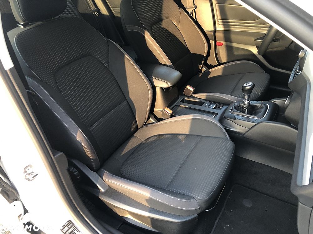 Ford Focus 1.5 EcoBlue SCR Connected - 32