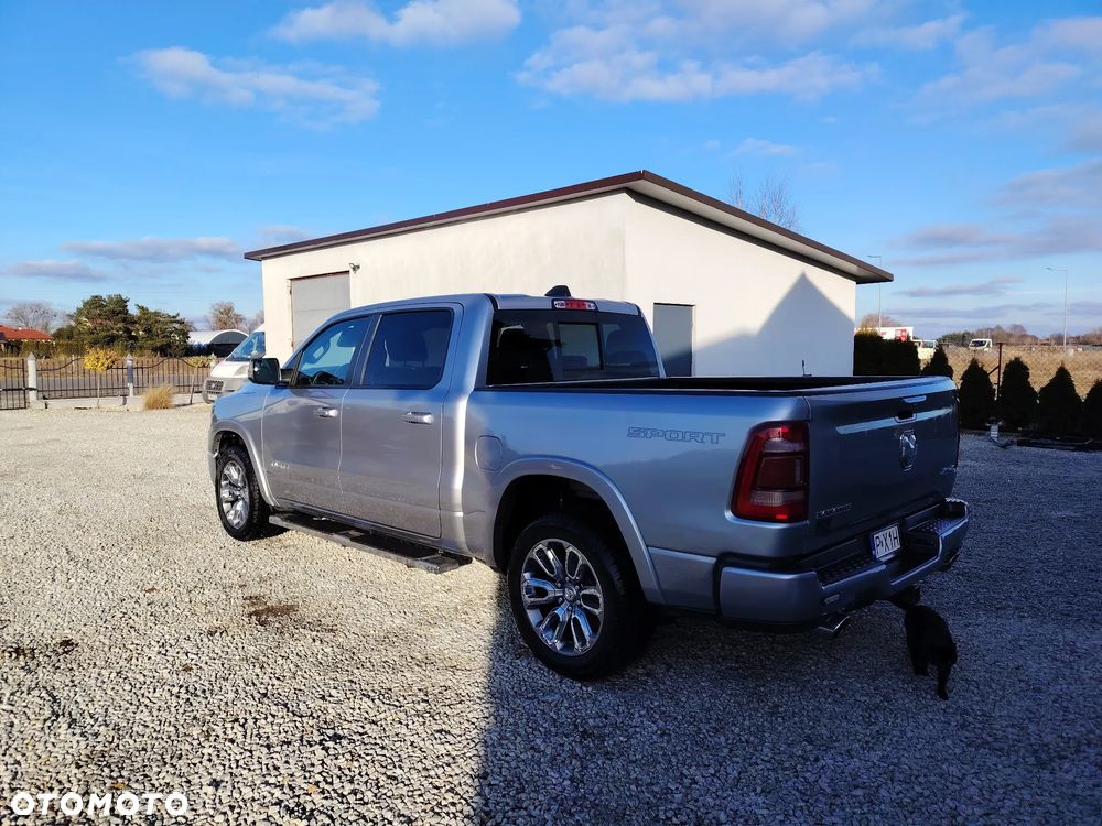 RAM 1500 5.7 Crew Cab Laramie - 4