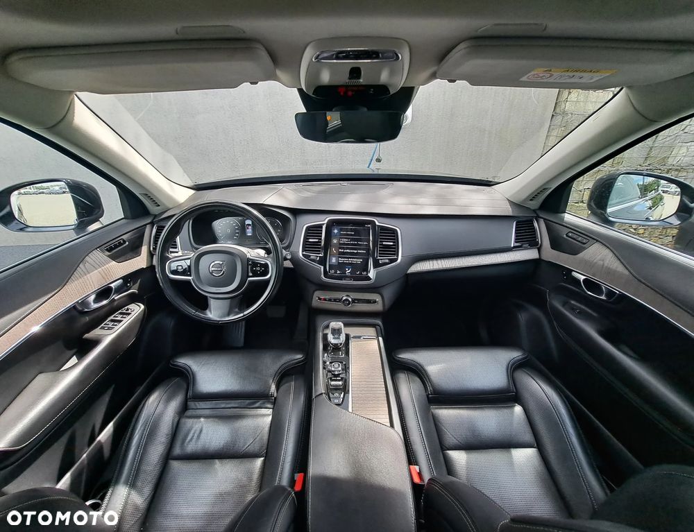 Volvo XC 90 B5 D AWD Inscription - 11
