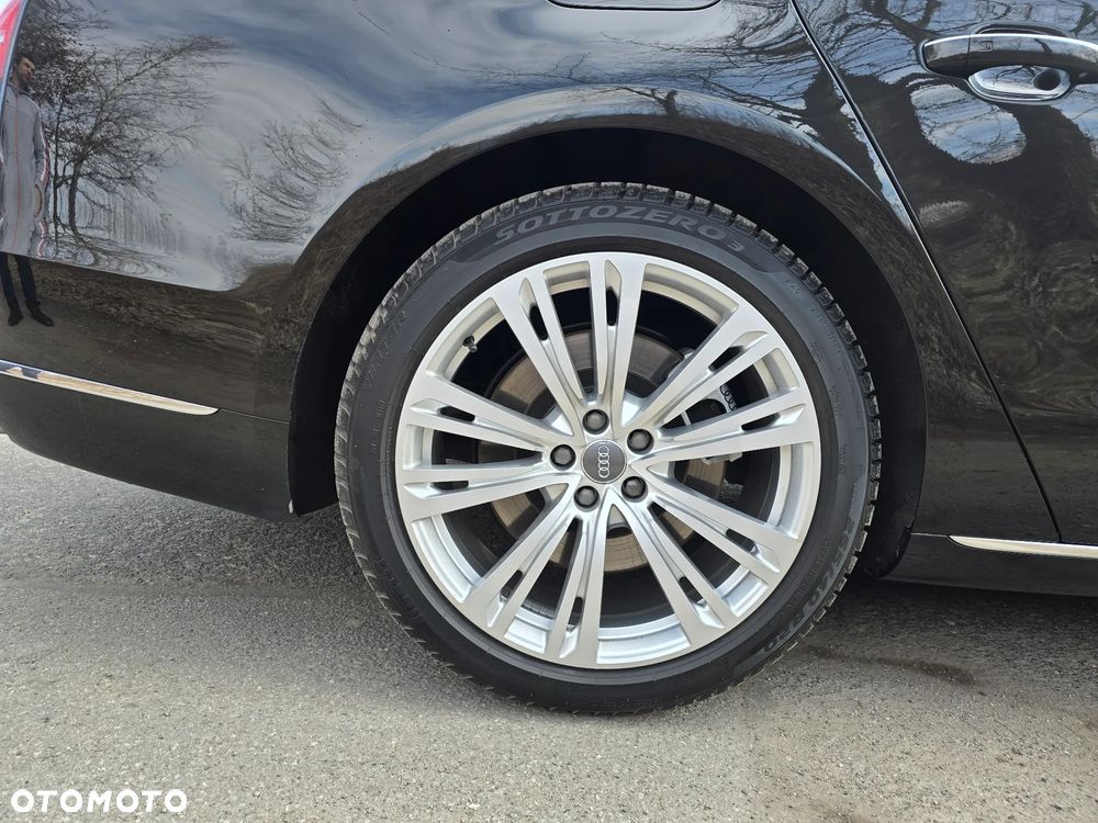 Audi A8 4.2 TDI DPF (clean diesel) quattro tiptronic Lang - 11