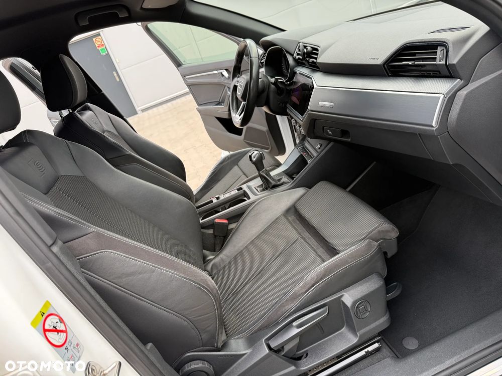 Audi Q3 35 TDI quattro S tronic S line - 18