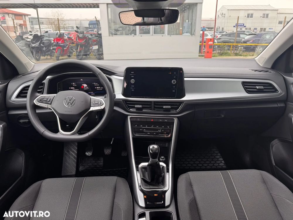 Volkswagen T-Roc 1.0 TSI Advanced - 12