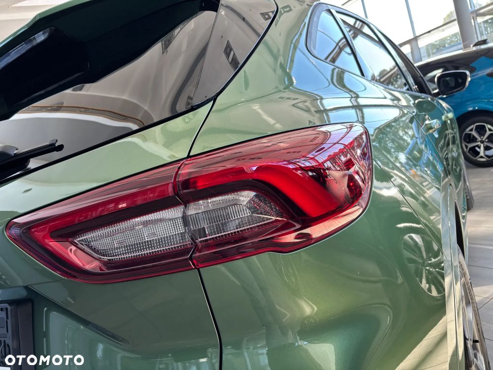 Ford Kuga 1.5 EcoBoost ST-LINE X - 20