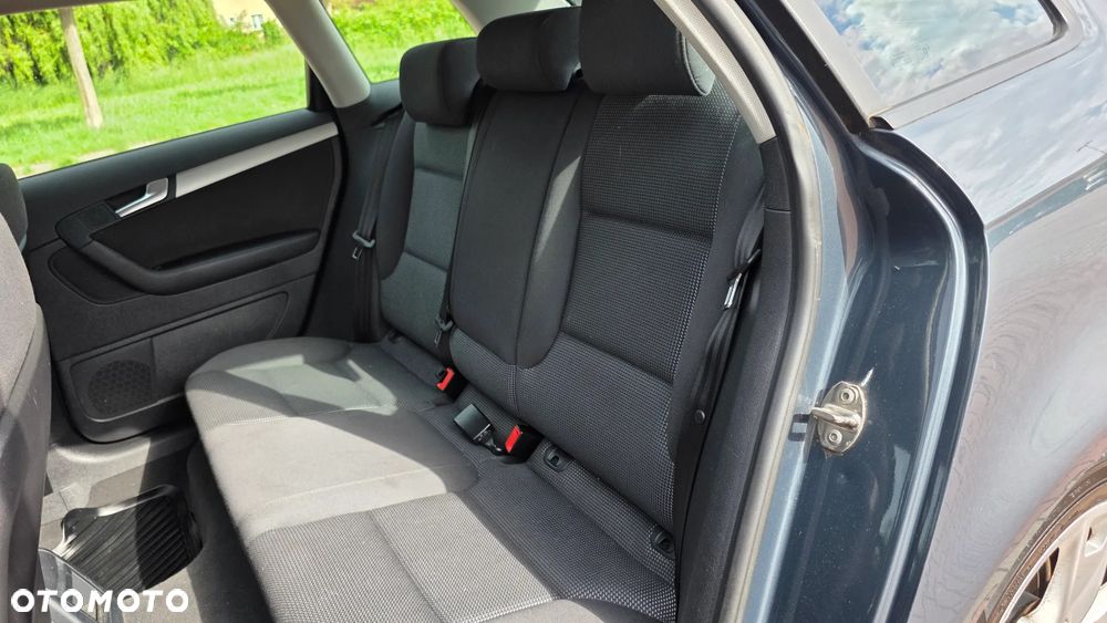 Audi A3 Sportback 1.6 TDI DPF Ambition - 17
