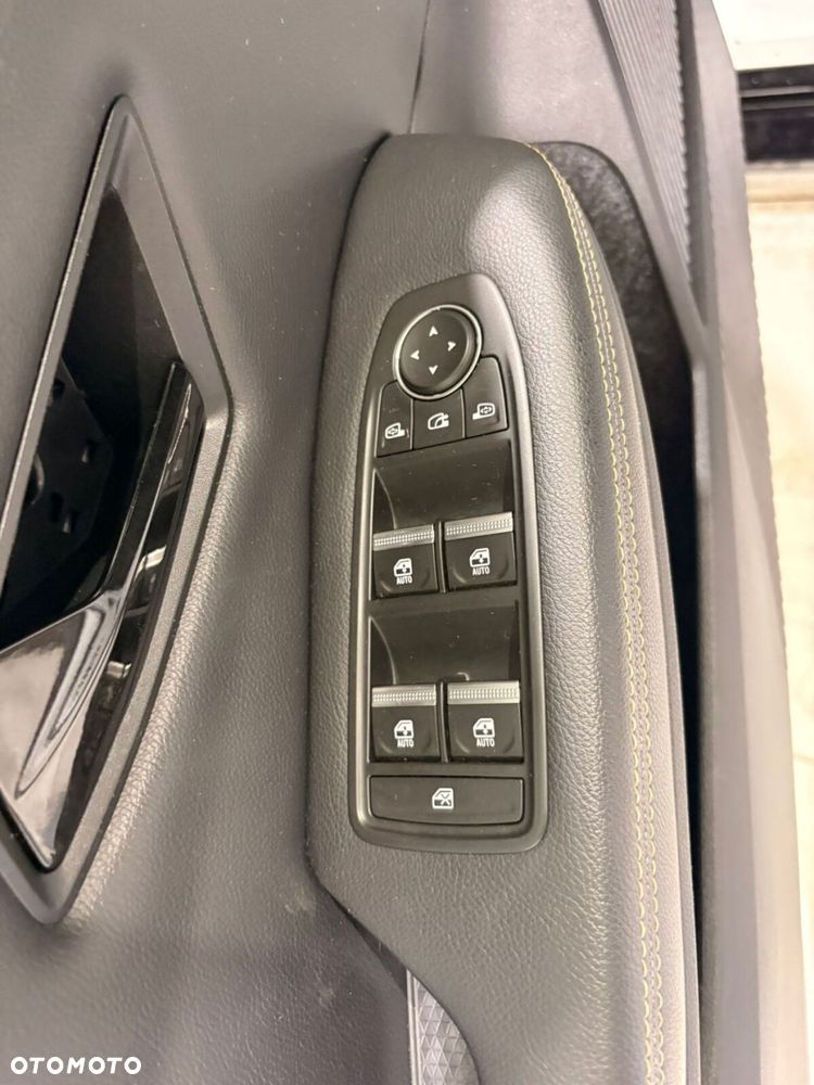 Renault Megane - 25