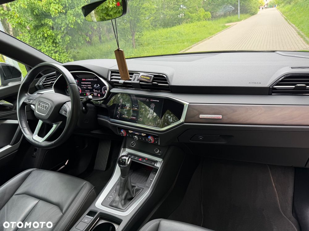 Audi Q3 - 12