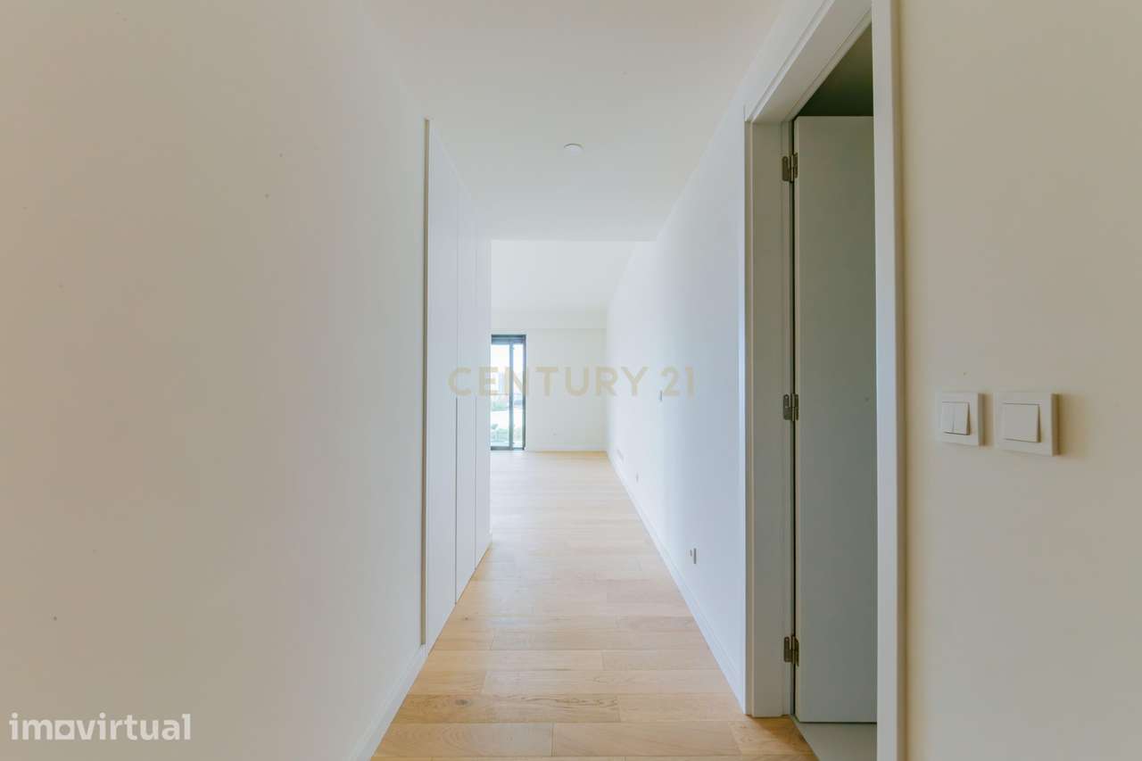 Apartamento T3 Condominio DUUO (Praça de Espanha) - Grande imagem: 4/50
