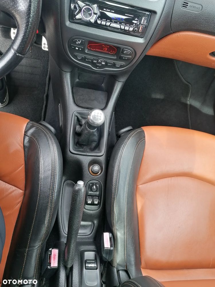 Peugeot 206 - 16