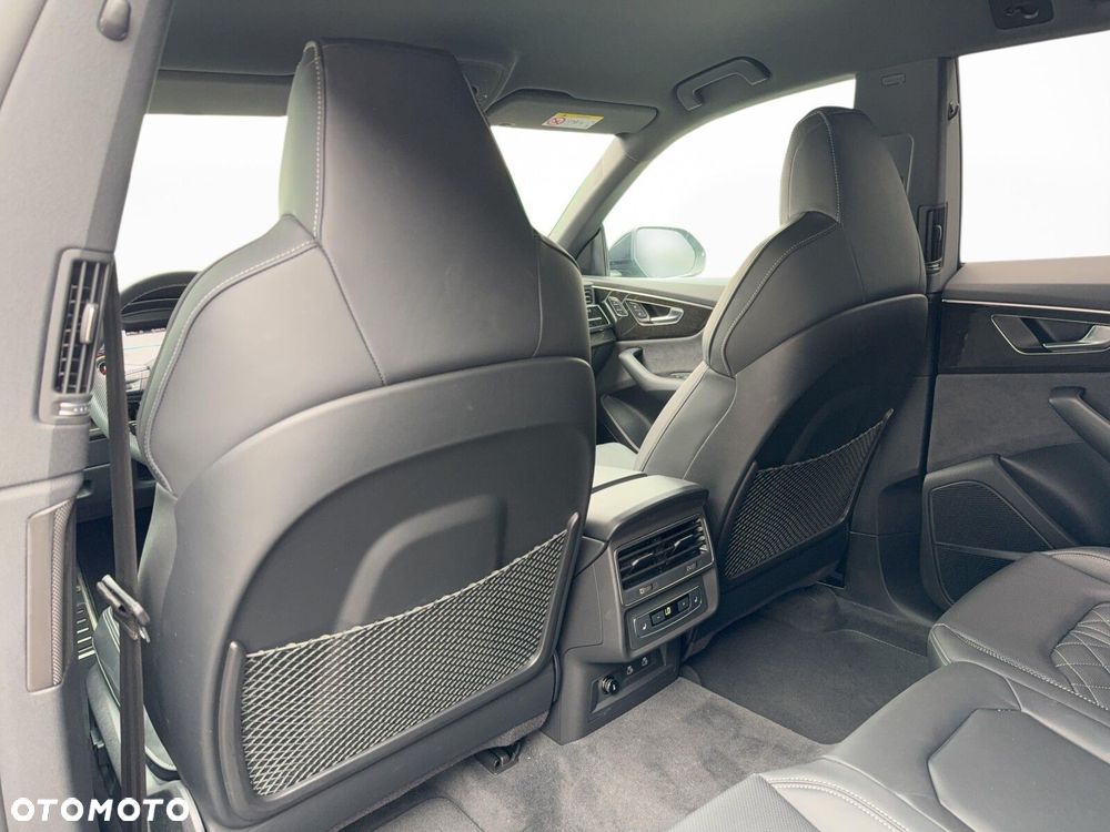 Audi Q8 - 40