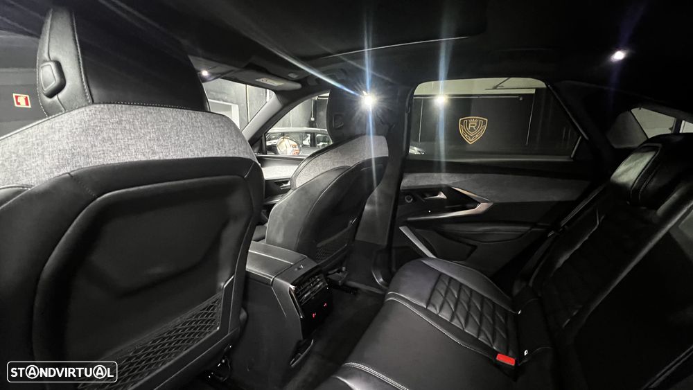 Peugeot E-3008 73 kWh GT - 49