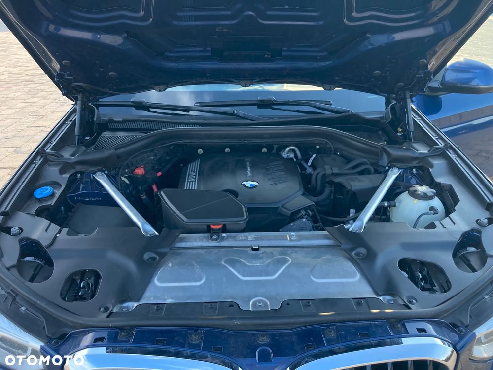 BMW X3 xDrive20d xLine - 11