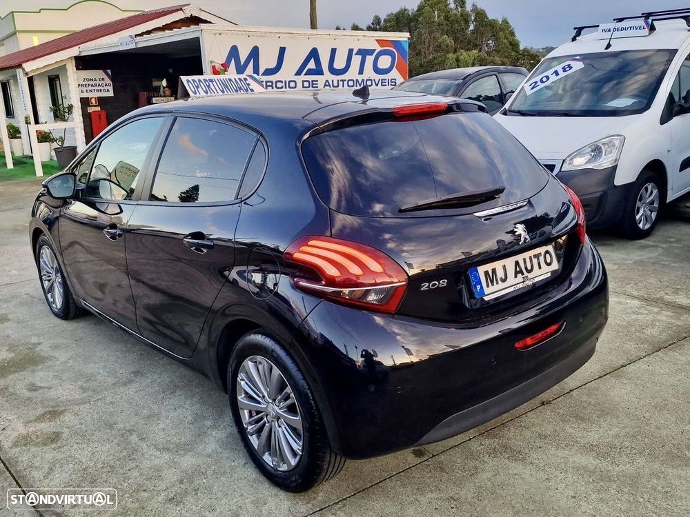 Peugeot 208 1.5 BlueHDi Signature - 3