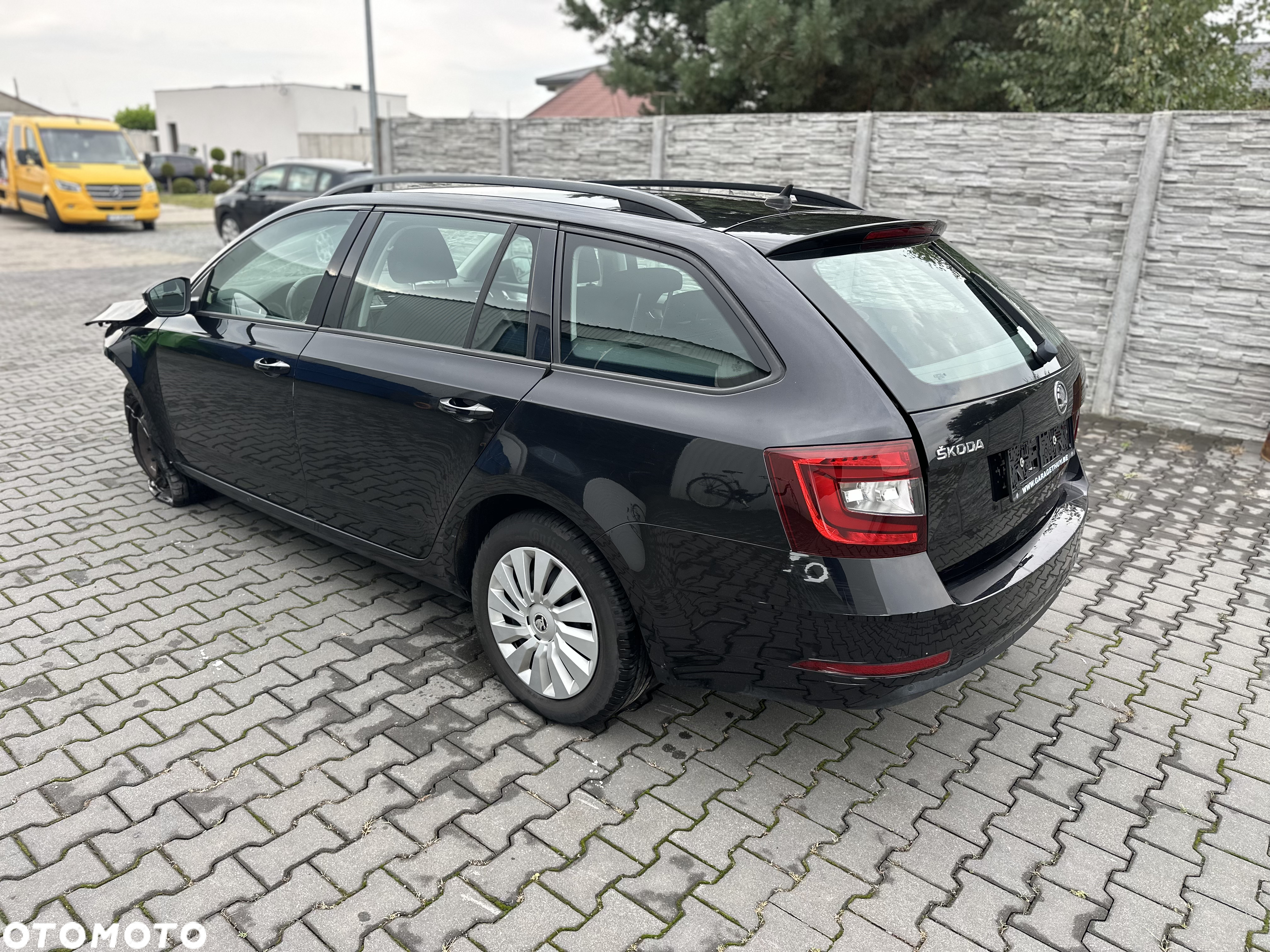 Skoda Octavia 1.0 TSI Clever DSG - 2