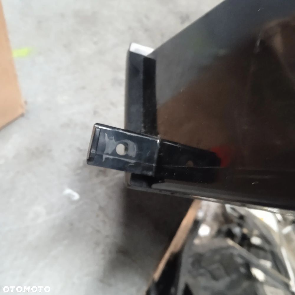 Uchwyt na kubki popielniczka T5 7H1857321J - 5