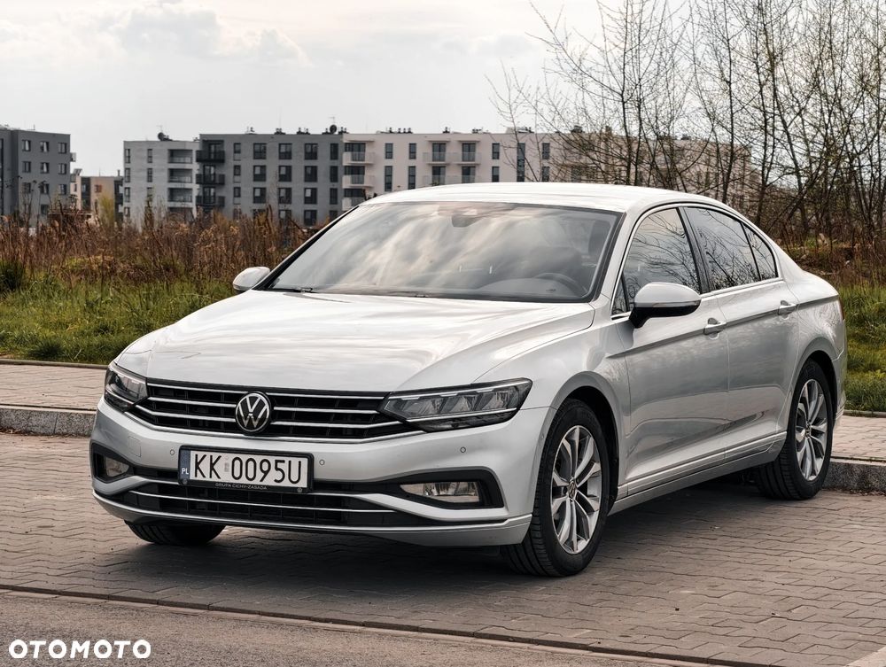 Volkswagen Passat 1.5 TSI EVO Business DSG - 1