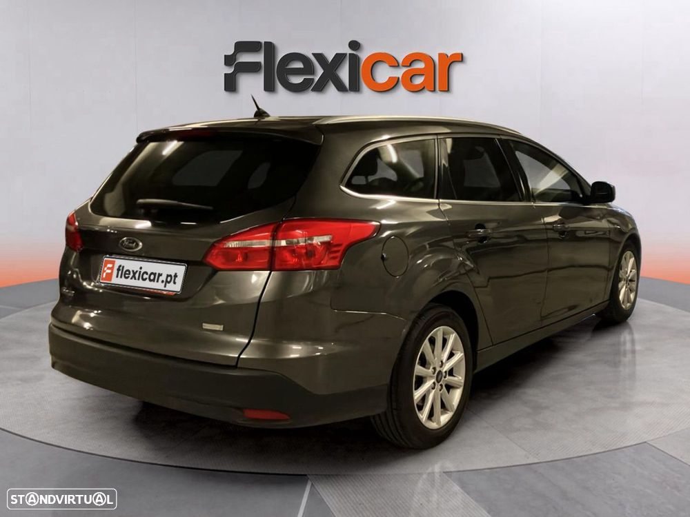 Ford Focus 1.0 EcoBoost Titanium - 4