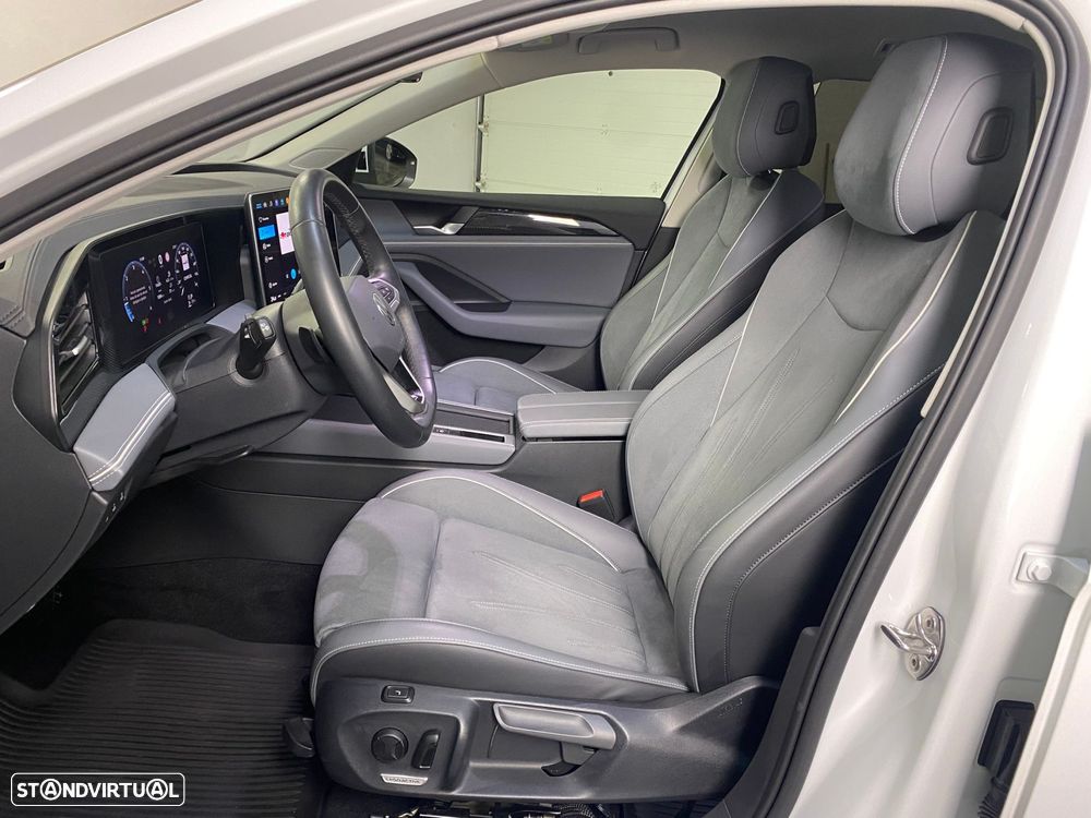 VW Passat Variant 2.0 TDi Business DSG - 5