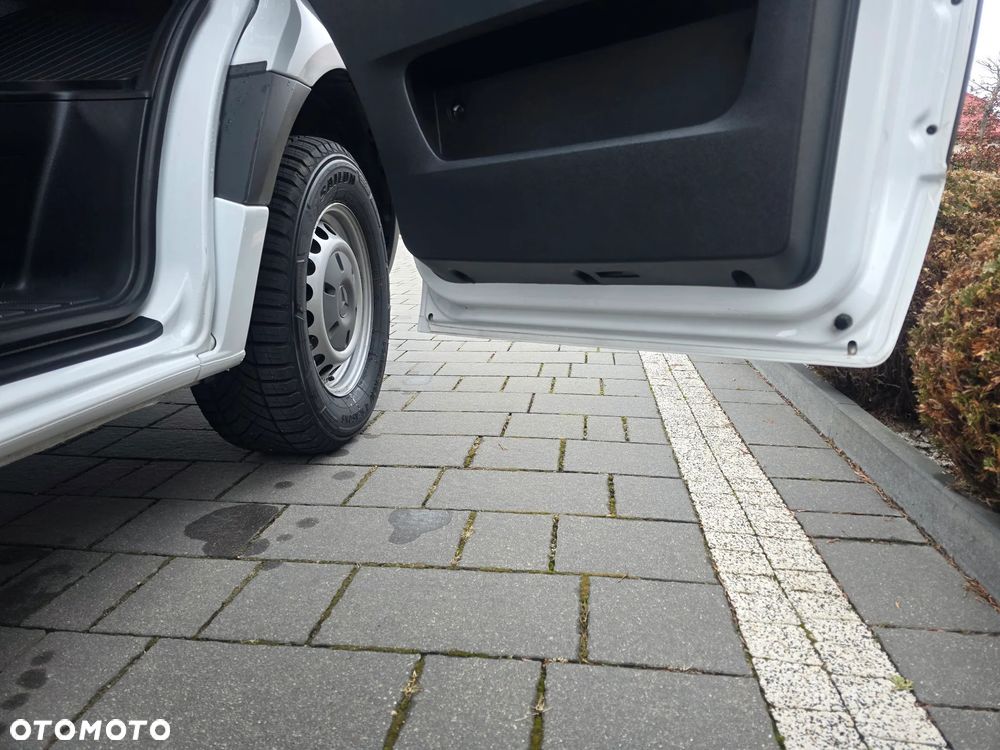 Mercedes-Benz SPRINTER 315 CDI FURGON - 17