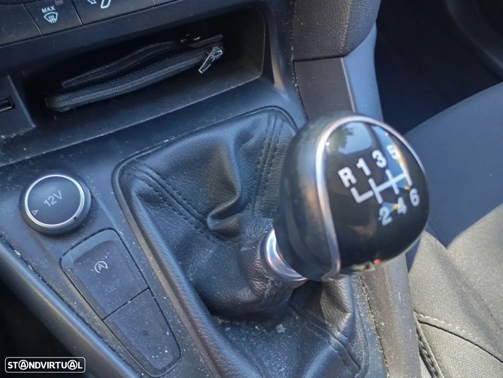 Ford Focus 1.5 TDCi Titanium - 2