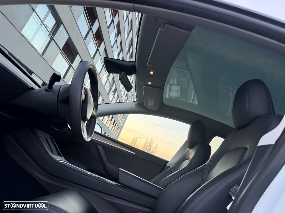 Tesla Model Y Tração Traseira - 15