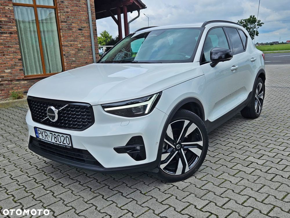 Volvo XC 40 B5 B AWD Ultimate Dark - 2
