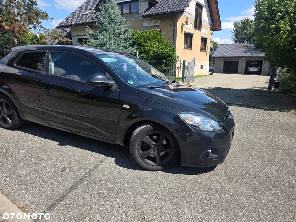 Kia Ceed 1.4 Comfort + - 23