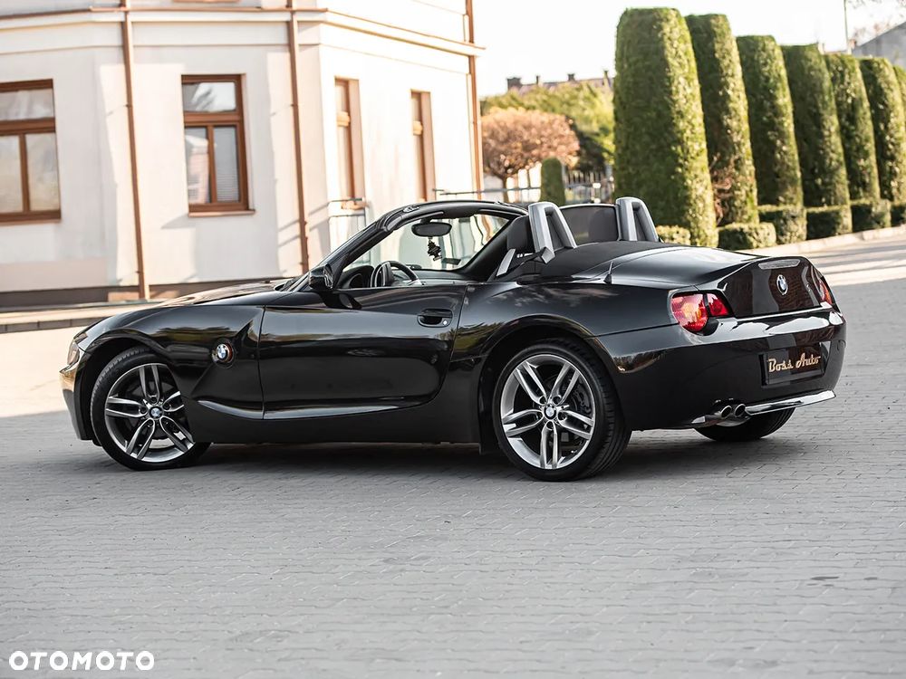 BMW Z4 2.2i - 10