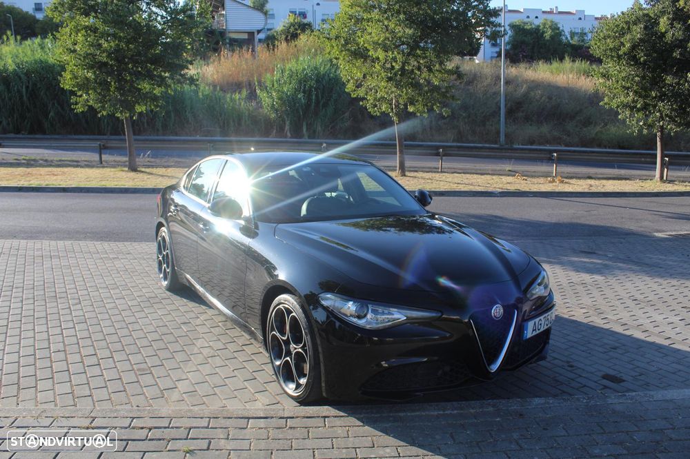 Alfa Romeo Giulia - 13