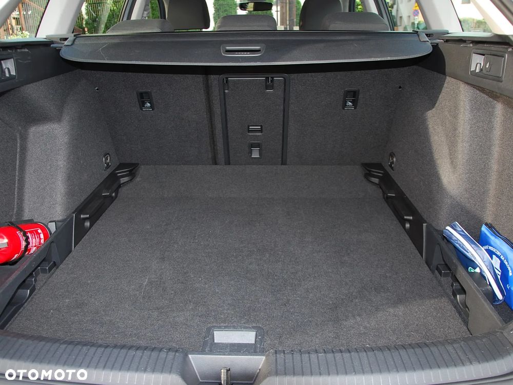 Volkswagen Golf - 17