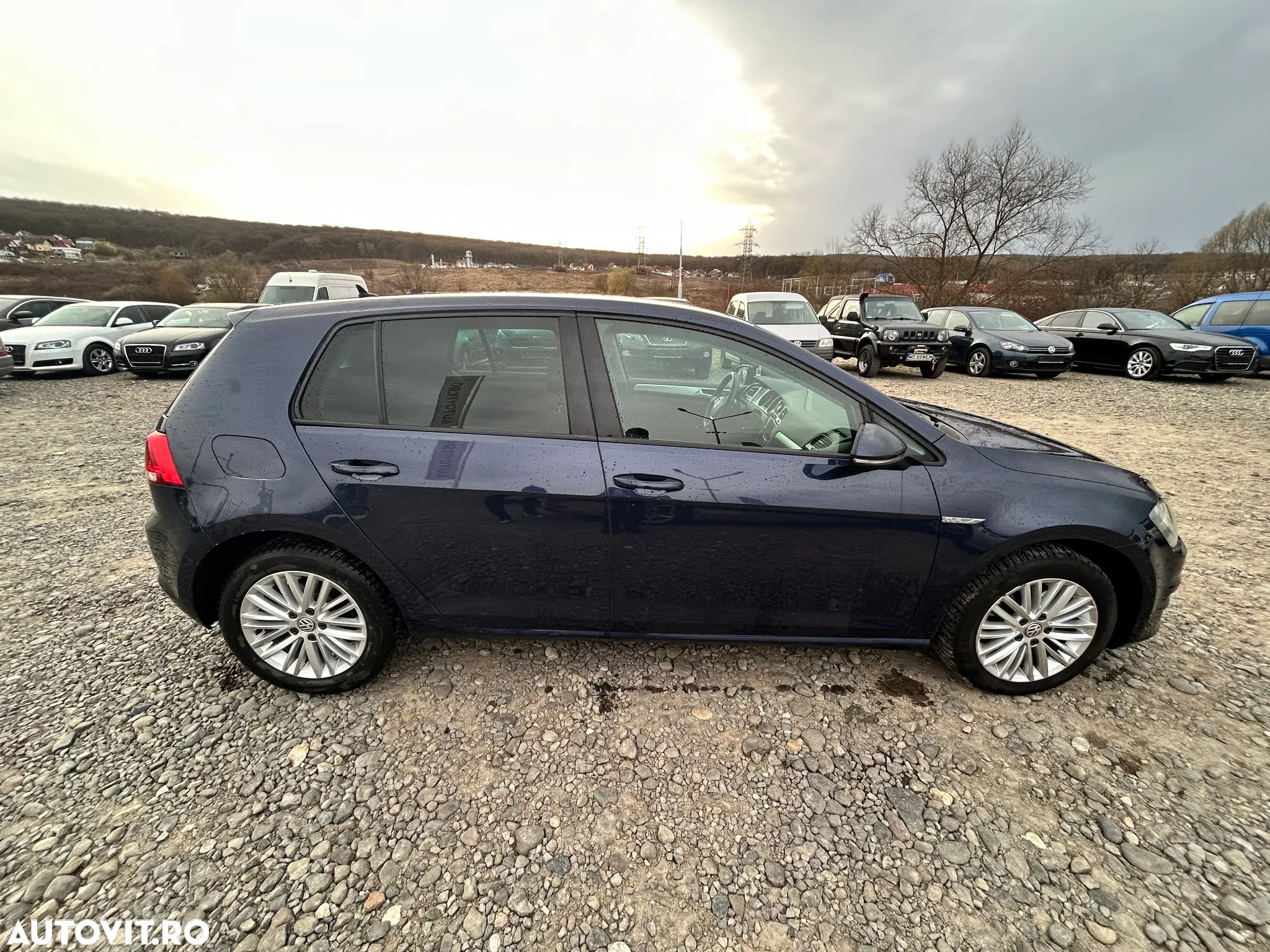 Volkswagen Golf 2.0 TDI BMT Comfortline - 7