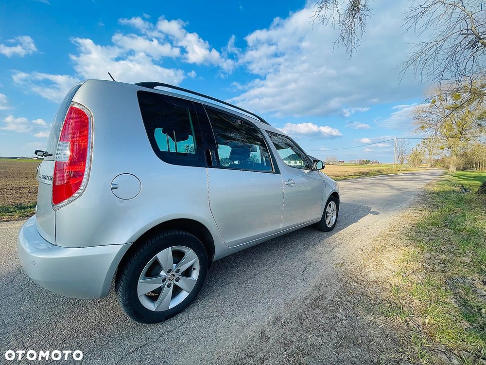 Skoda Roomster 1.2 TSI Elegance PLUS EDITION - 11