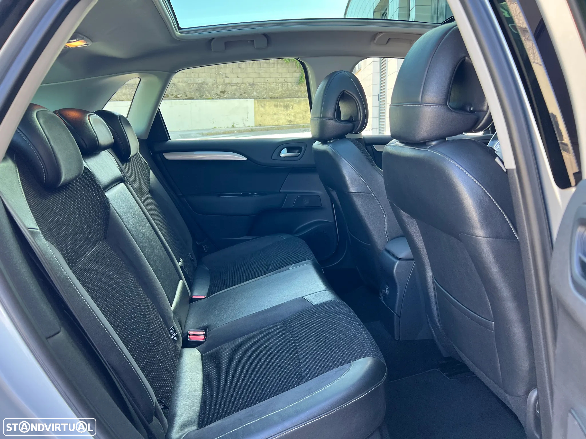 Citroën C4 1.6 HDi Exclusive - 22