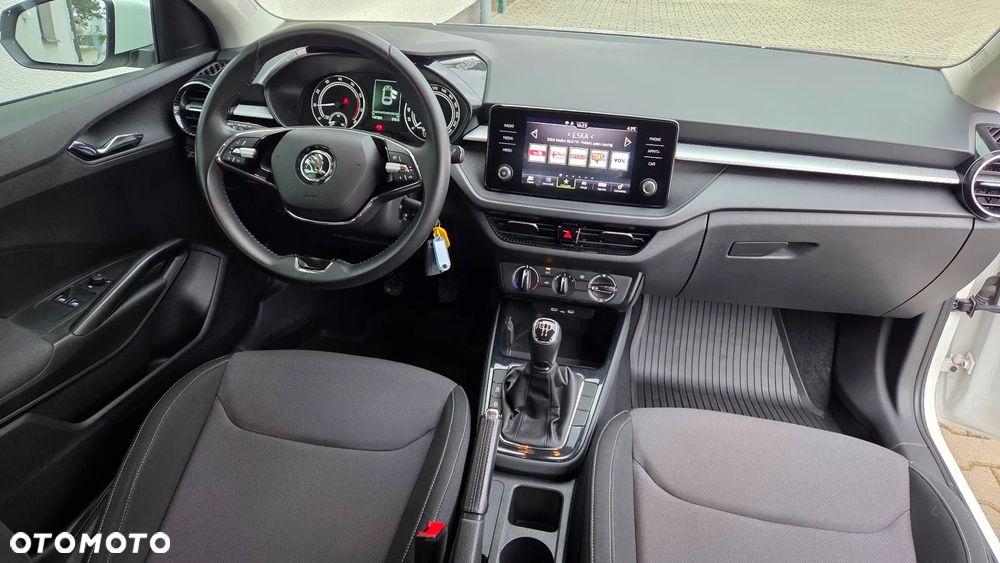 Skoda Fabia 1.0 Ambition - 13