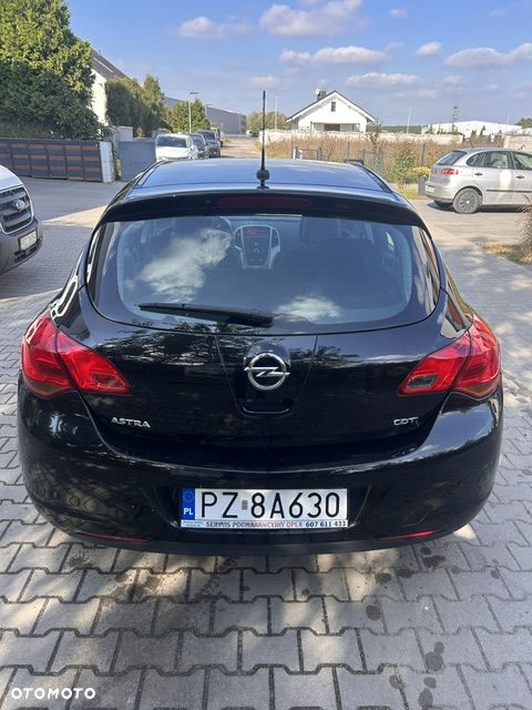 Opel Astra - 4