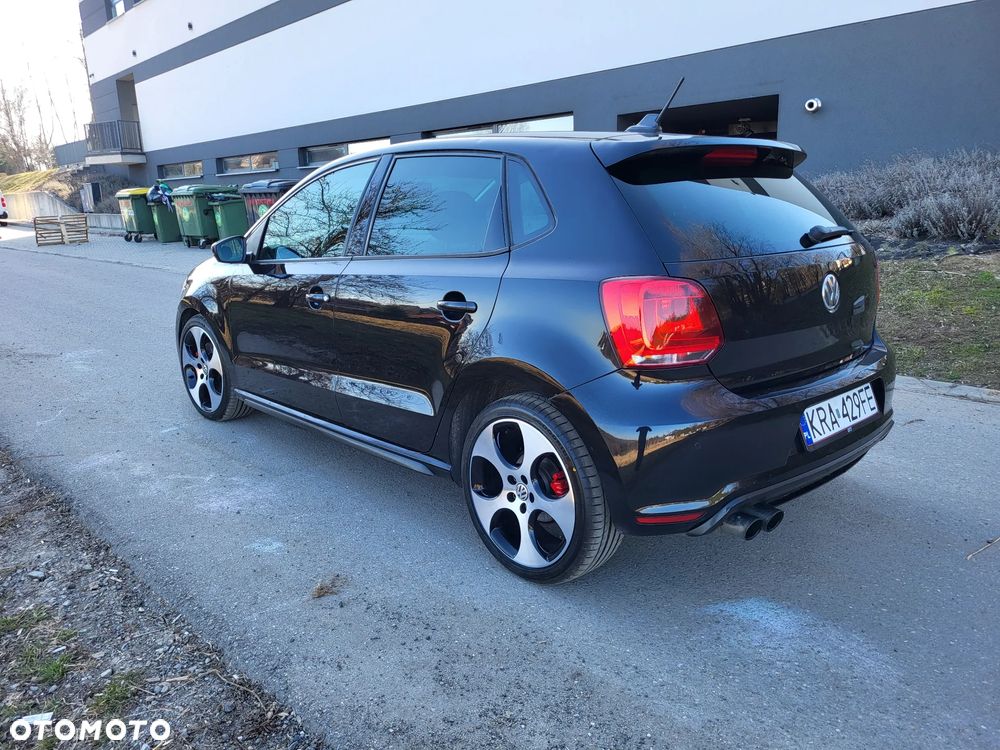 Volkswagen Polo 1.4 DSG GTI - 5