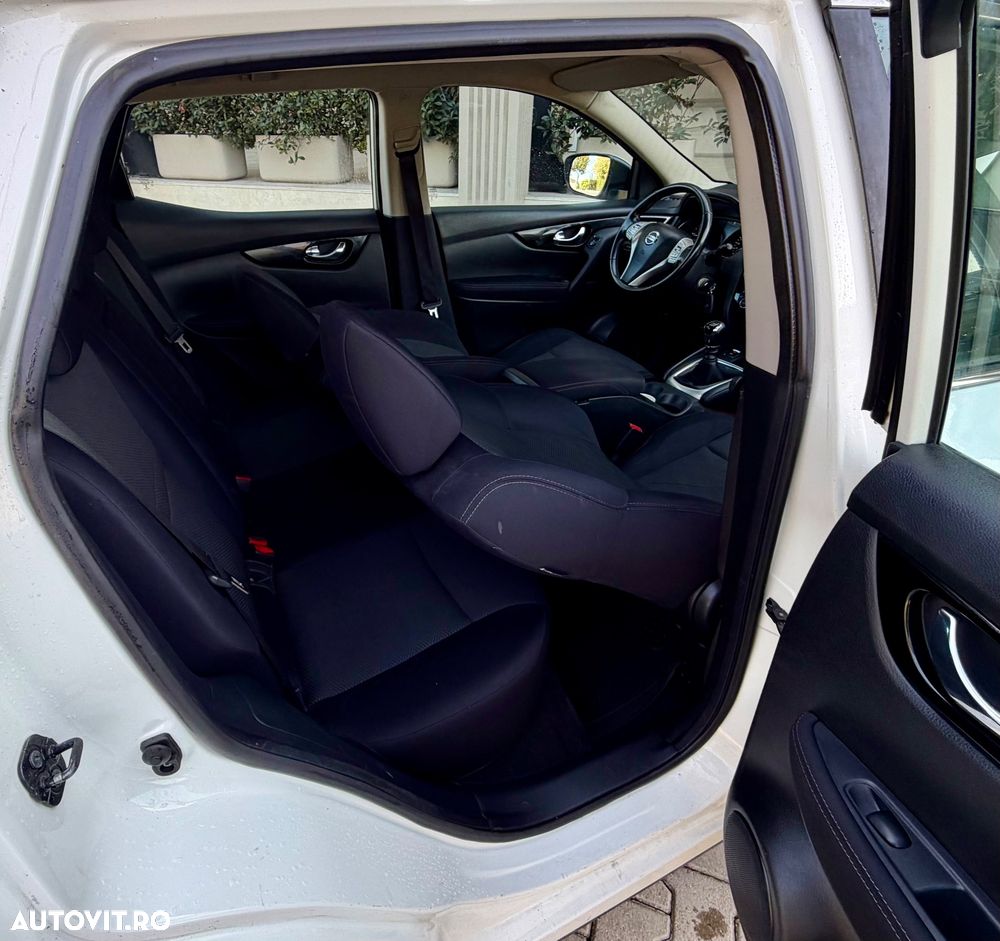 Nissan Qashqai 1.6 DCI TEKNA - 12