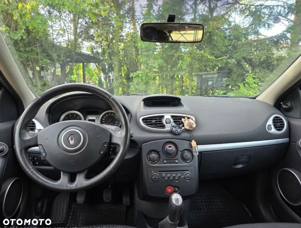 Renault Clio 1.4 16V Expression - 4