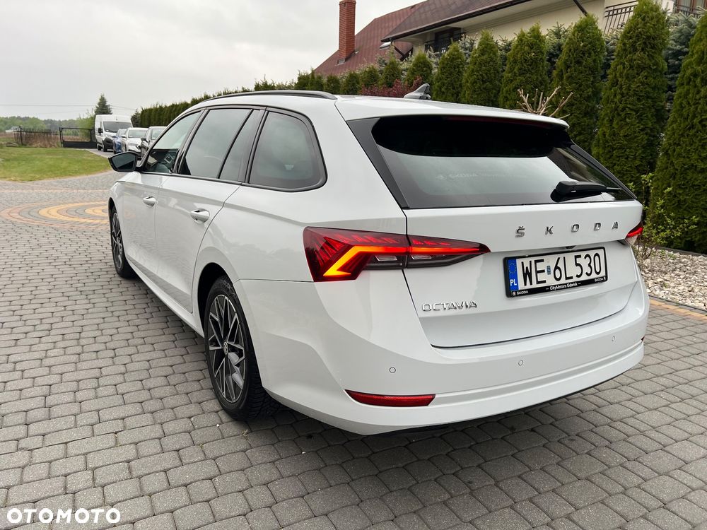 Skoda Octavia 2.0 TDI Style DSG - 9