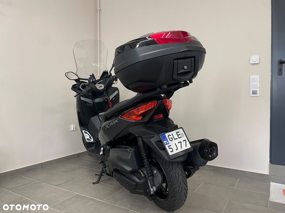 Yamaha X-max - 8