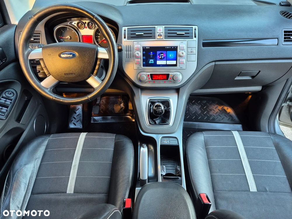 Ford Kuga 2.0 TDCi Trend FWD - 28