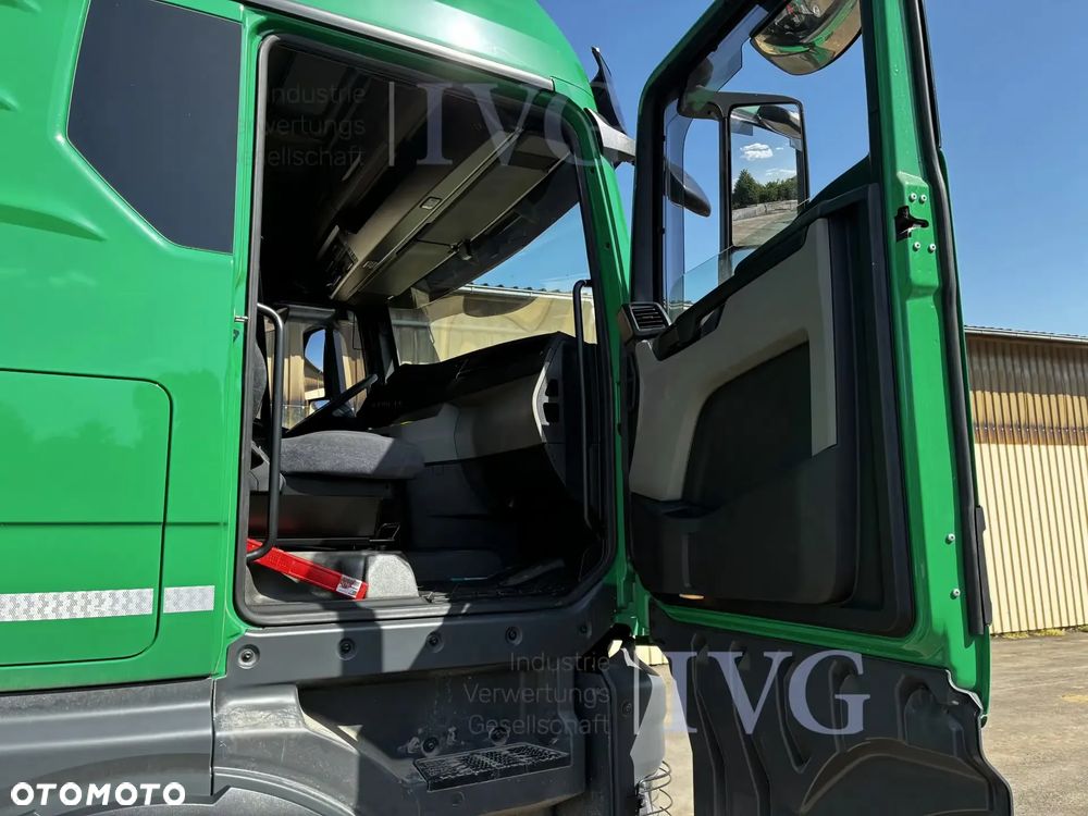 MAN TGX 26.520 6X4 BBCH - 13