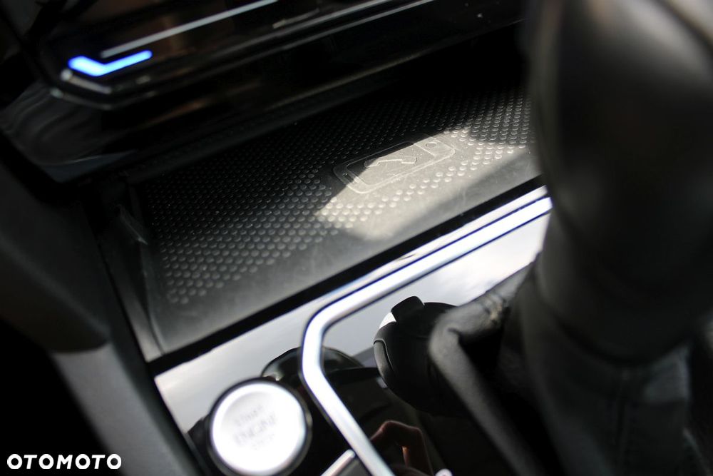Volkswagen Passat 2.0 TSI Elegance DSG - 16