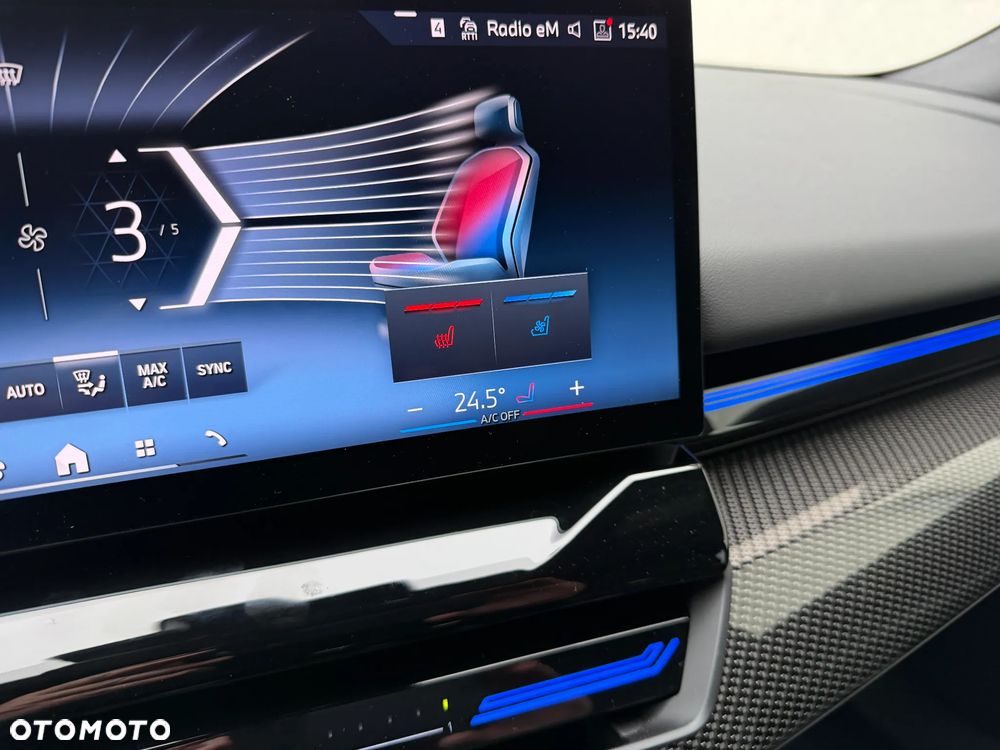 BMW Seria 5 520d mHEV - 23